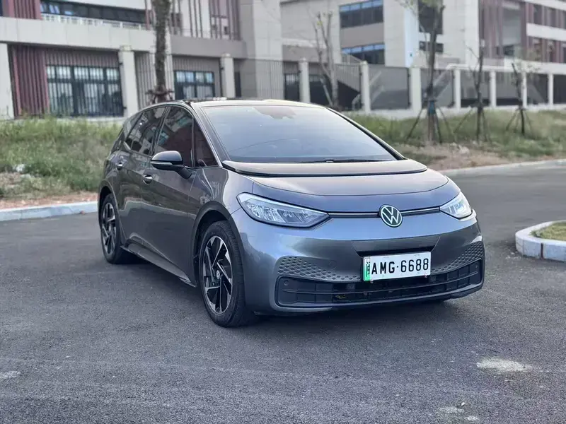 2024 Volkswagen ID.3 с пробегом 51 000 км