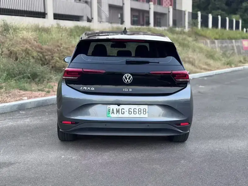 2024 Volkswagen ID.3 с пробегом 51 000 км