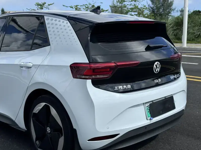2023 Volkswagen ID.3 с пробегом 46 000 км