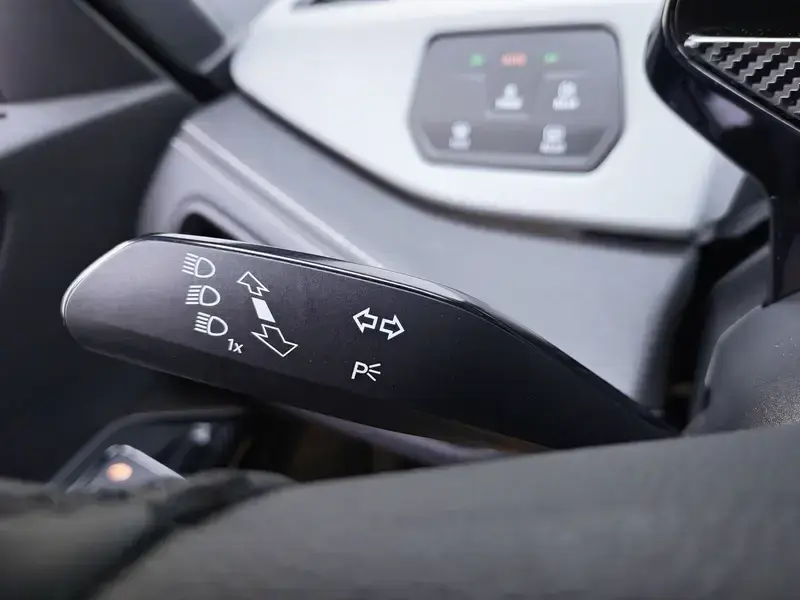 2024 Volkswagen ID.3 с пробегом 39 000 км