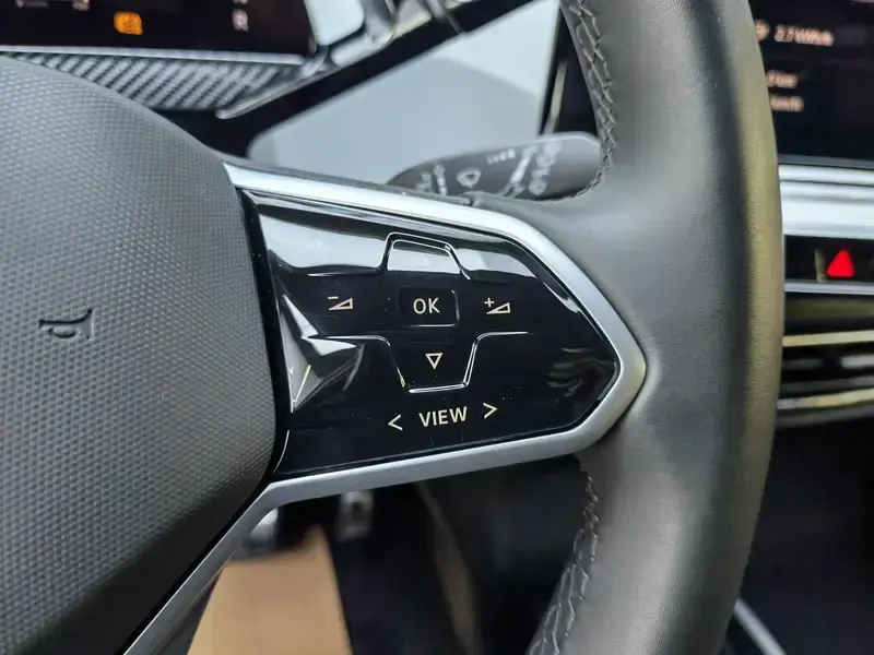 2024 Volkswagen ID.3 с пробегом 39 000 км