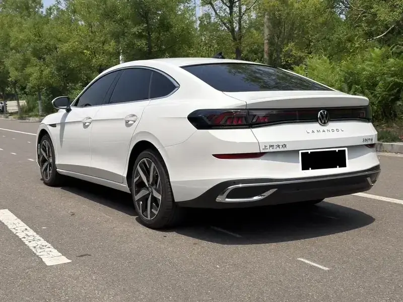 2023 Volkswagen Lamando с пробегом 43 000 км
