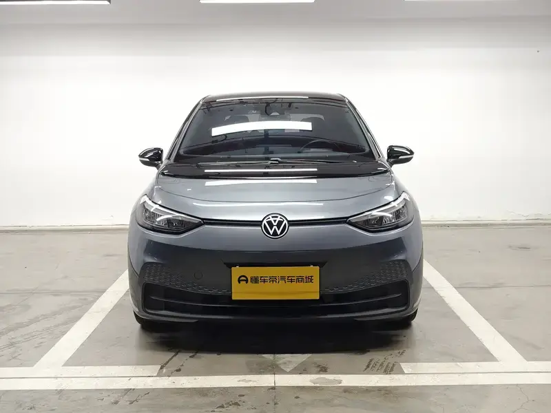 2023 Volkswagen ID.3 с пробегом 58 700 км