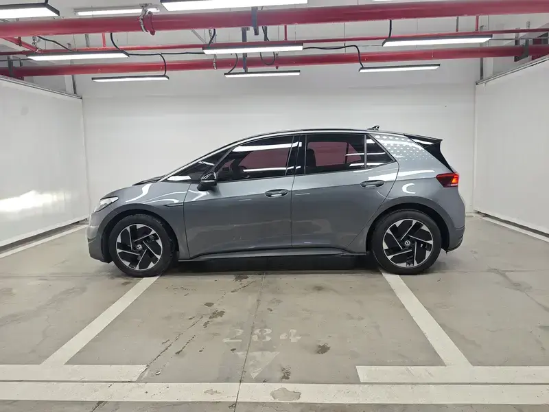 2023 Volkswagen ID.3 с пробегом 58 700 км