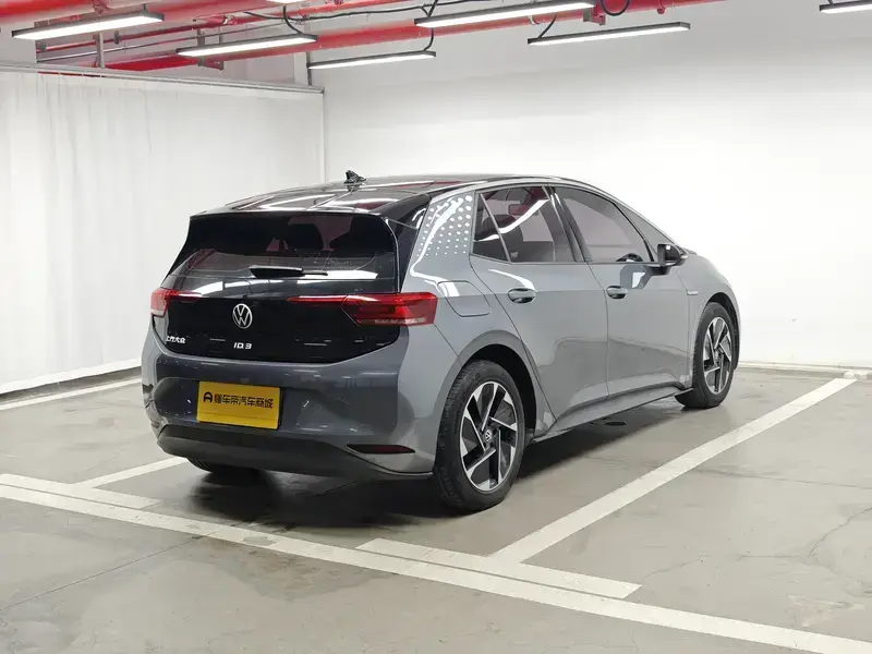 2023 Volkswagen ID.3 с пробегом 58 700 км