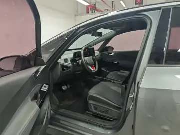 2023 Volkswagen ID.3 с пробегом 58 700 км