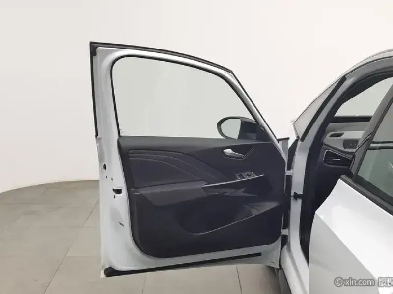 2023 Volkswagen ID.3 с пробегом 53 500 км