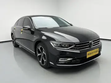 2024 Volkswagen Magotan с пробегом 18 900 км