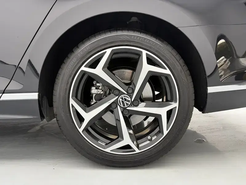 2024 Volkswagen Magotan с пробегом 18 900 км