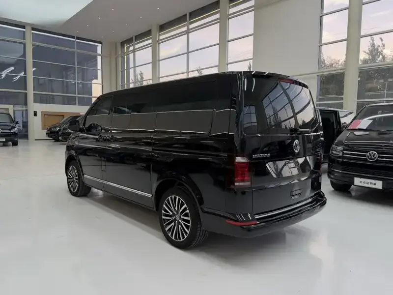 2019 Volkswagen Multivan с пробегом 25 000 км