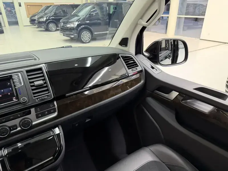 2019 Volkswagen Multivan с пробегом 25 000 км