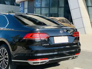 2021 Volkswagen Phideon с пробегом 40 000 км