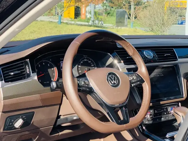 2021 Volkswagen Phideon с пробегом 40 000 км