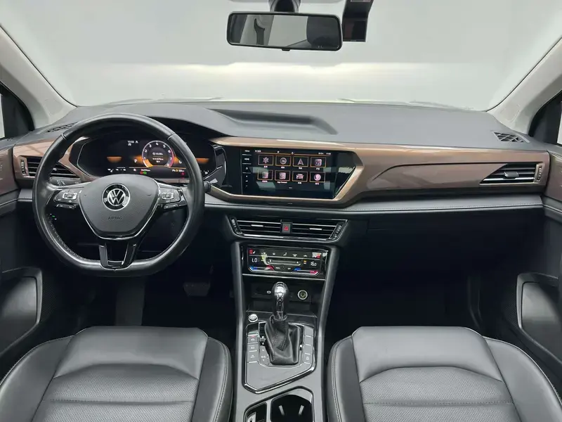 2022 Volkswagen Tharu с пробегом 74 000 км