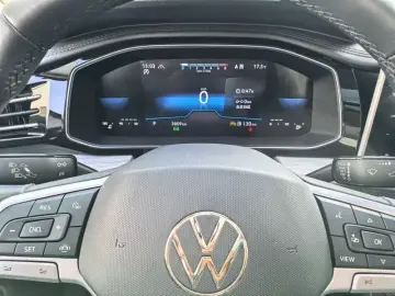 2025 Volkswagen Sagitar с пробегом 3 700 км