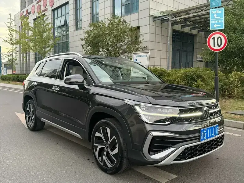 2023 Volkswagen Tharu с пробегом 27 000 км