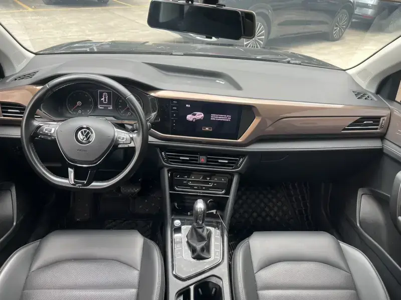 2020 Volkswagen Tharu с пробегом 119 000 км