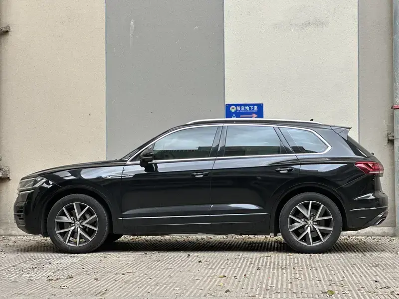 2019 Volkswagen Touareg с пробегом 170 000 км