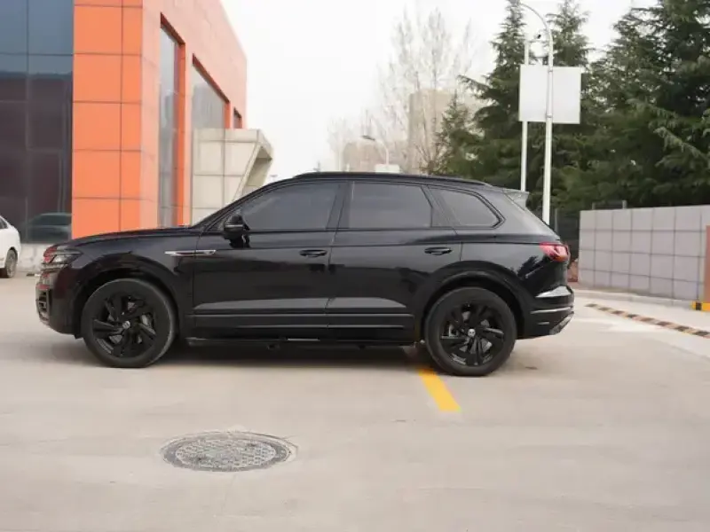 2021 Volkswagen Touareg с пробегом 100 000 км