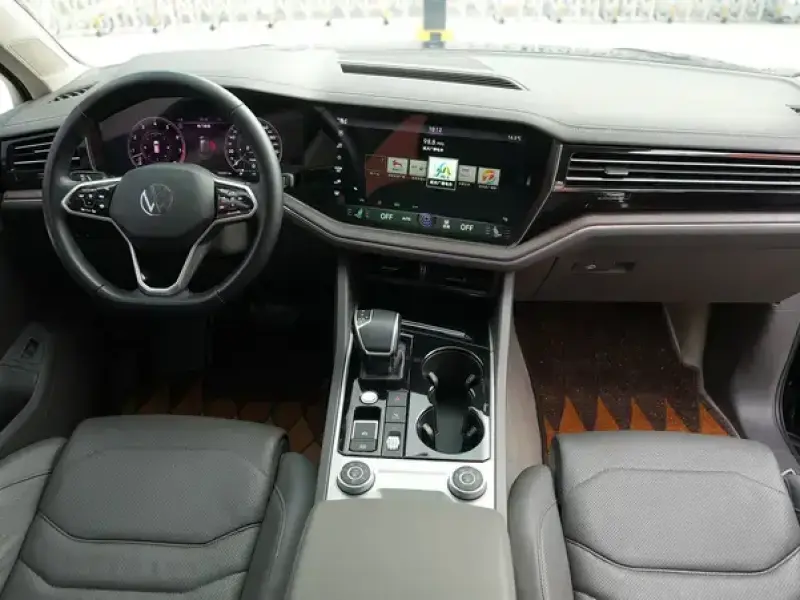 2021 Volkswagen Touareg с пробегом 100 000 км