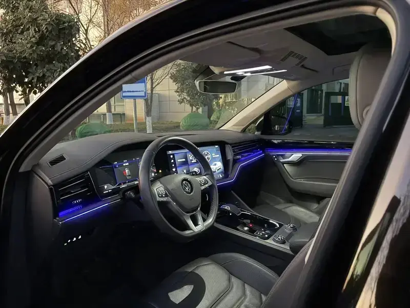 2019 Volkswagen Touareg с пробегом 101 800 км