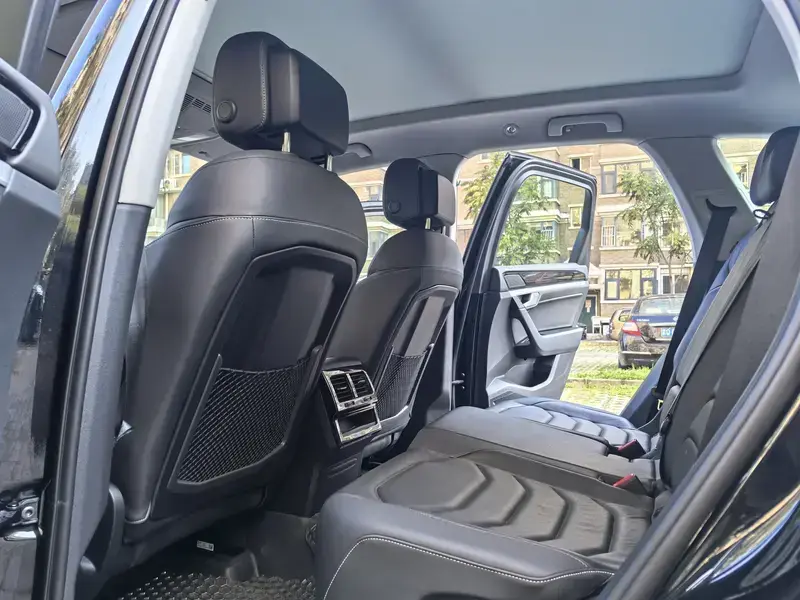 2022 Volkswagen Touareg с пробегом 40 000 км