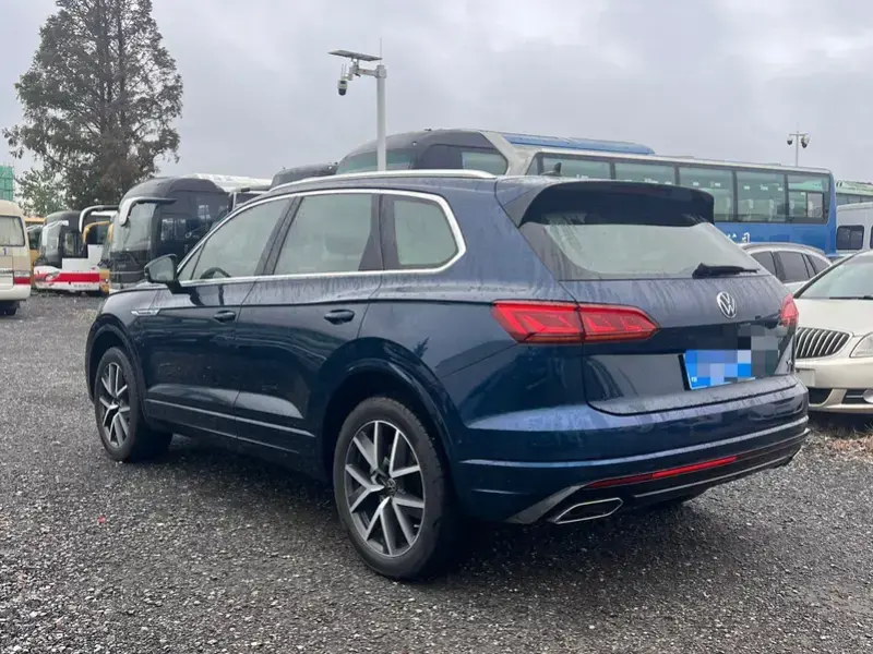 2021 Volkswagen Touareg с пробегом 128 000 км