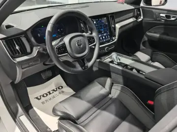 2026 Volvo S60 с пробегом 11 700 км