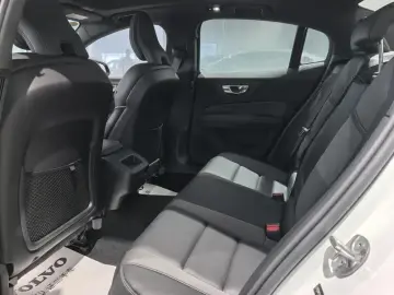 2026 Volvo S60 с пробегом 11 700 км