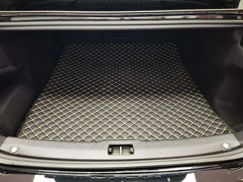 2025 Volvo S90 с пробегом 22 000 км