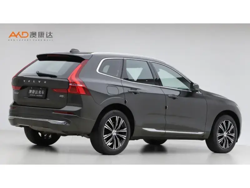2022 Volvo XC60 с пробегом 41 800 км