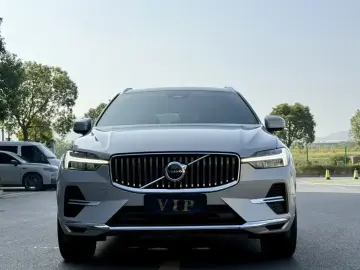 2022 Volvo XC60 с пробегом 34 000 км