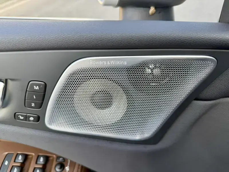 2022 Volvo XC60 с пробегом 34 000 км