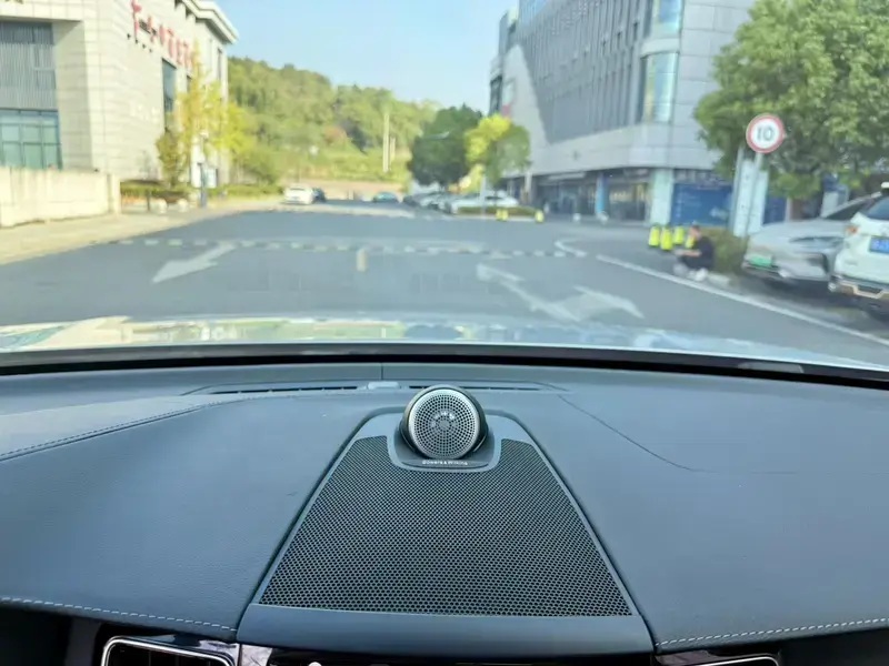 2022 Volvo XC60 с пробегом 34 000 км