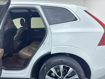 2025 Volvo XC60 с пробегом 38 200 км