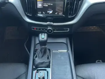 2019 Volvo XC60 с пробегом 62 000 км