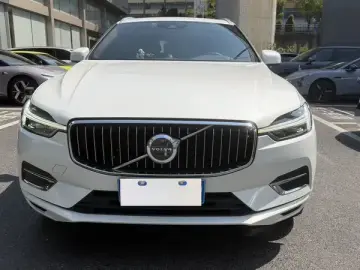 2021 Volvo XC60 с пробегом 125 000 км