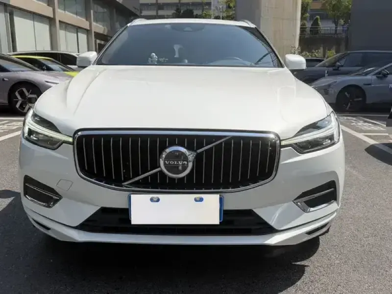2021 Volvo XC60 с пробегом 125 000 км