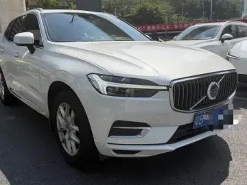2021 Volvo XC60 с пробегом 125 000 км