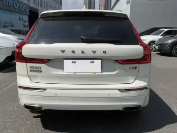 2021 Volvo XC60 с пробегом 125 000 км