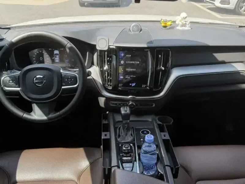 2021 Volvo XC60 с пробегом 125 000 км