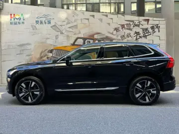 2026 Volvo XC60 с пробегом 2 000 км