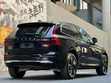 2026 Volvo XC60 с пробегом 2 000 км