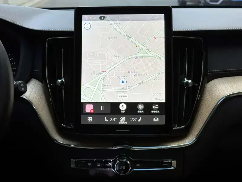 2026 Volvo XC60 с пробегом 2 000 км