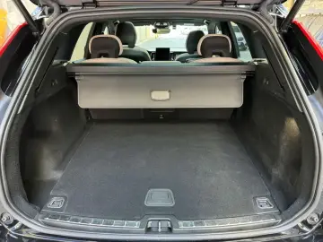 2026 Volvo XC60 с пробегом 2 000 км