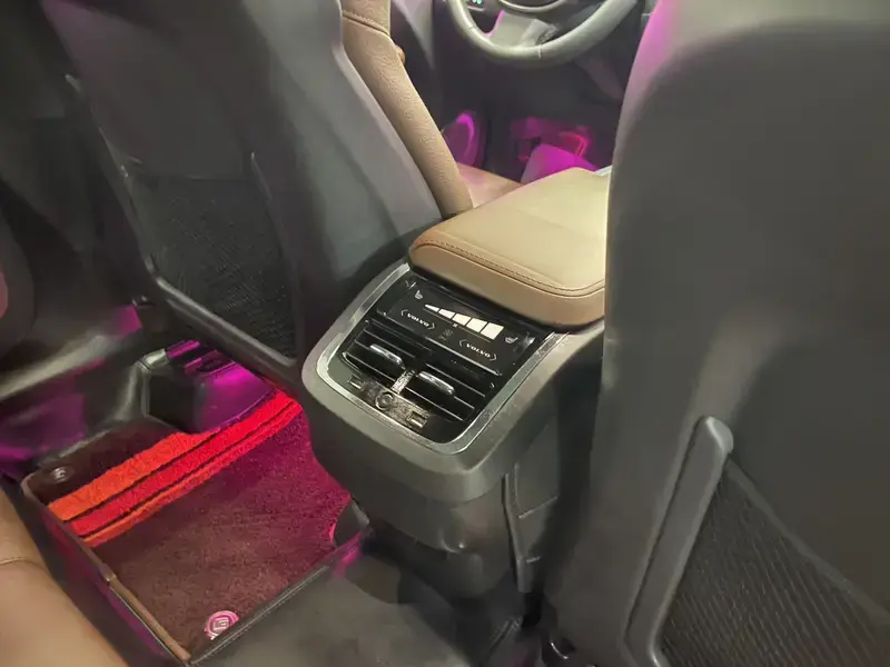 2024 Volvo XC60 с пробегом 72 000 км