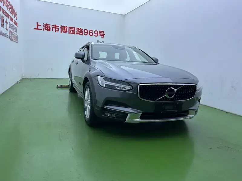 2019 Volvo V90 с пробегом 138 000 км