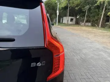 2023 Volvo XC90 с пробегом 19 000 км