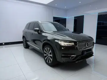 2021 Volvo XC90 с пробегом 142 000 км
