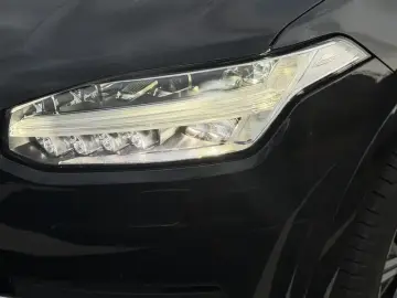 2021 Volvo XC90 с пробегом 85 900 км